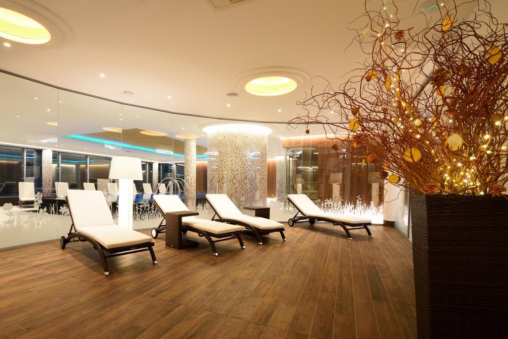Hotel Olympic Spa & Wellness Ustron Extérieur photo